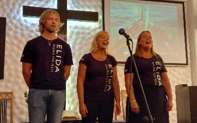 Elidas musikteam på besök