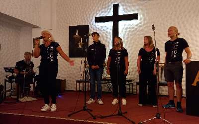 Konsert med Elidas Musikteam